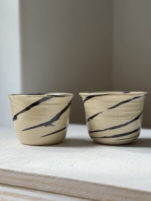 Marbled black & white cups - Set of 2