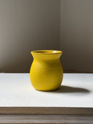 Big bold vases - small - yellow