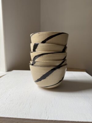 Marbled black & white bowl