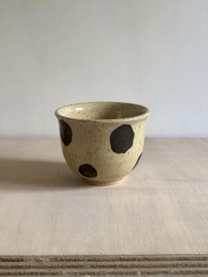 Spot flute cup